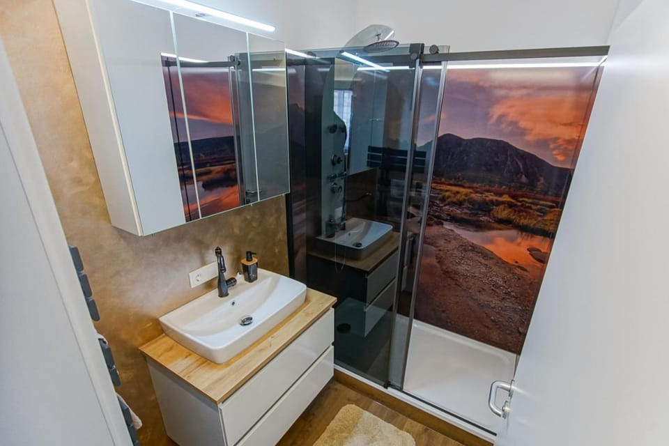 Shower, Bathroom