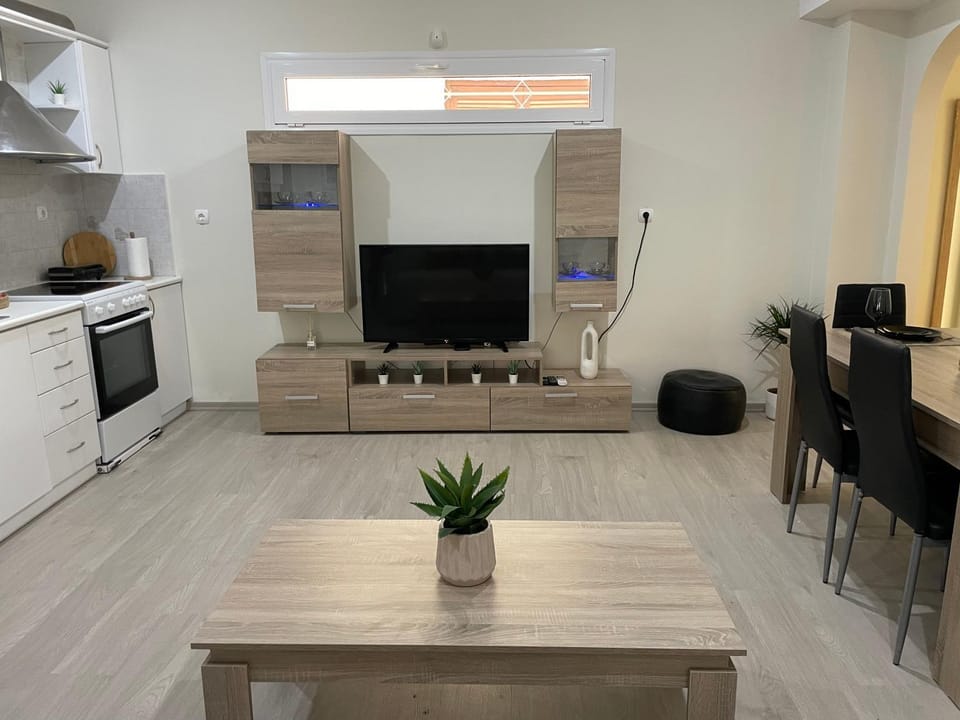 Communal lounge/ TV room, TV and multimedia, Kitchen or kitchenette, pet friendly