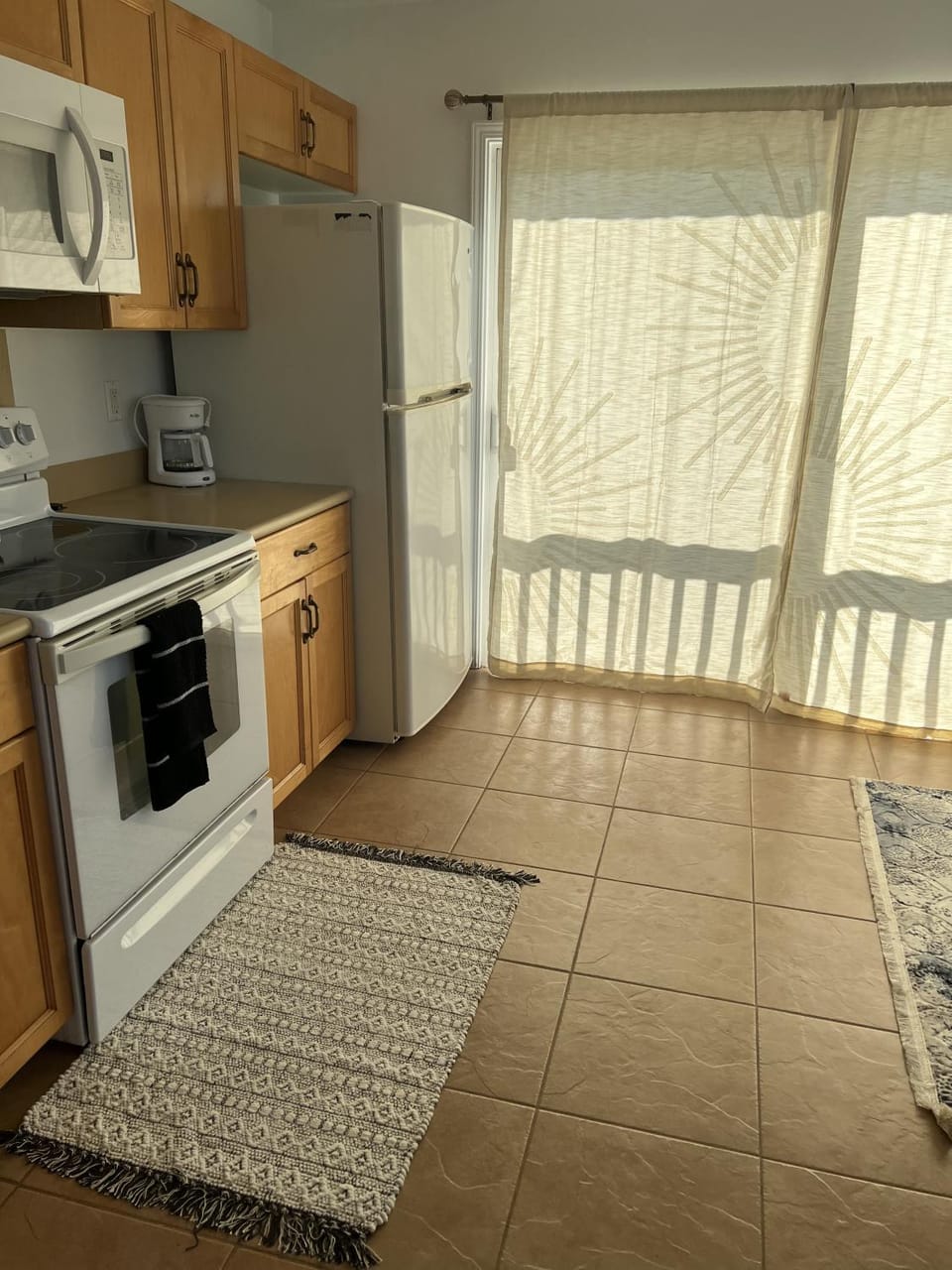 Kitchen or kitchenette, kitchen