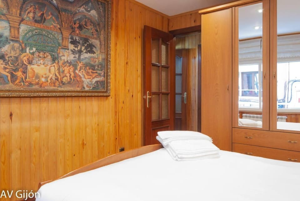 AVG Álvaro de Albornoz 19 Apartment in Gijón