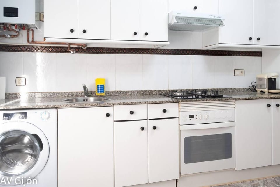 AVG Álvaro de Albornoz 19 Apartment in Gijón