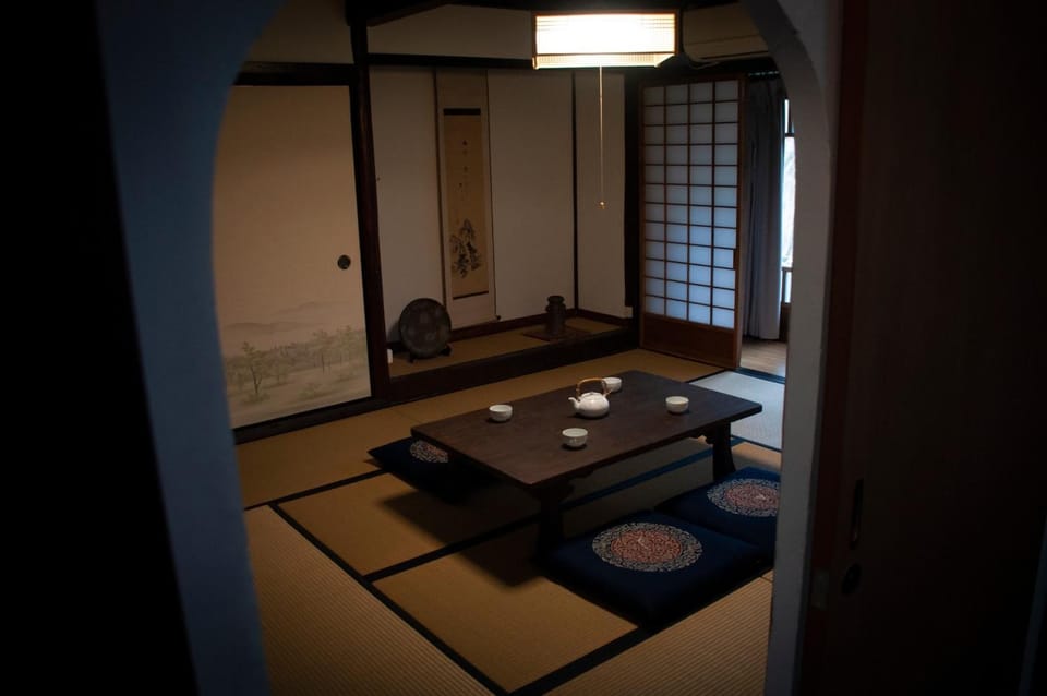 Guesthouse Shin Bed and Breakfast in Shiga, Japan