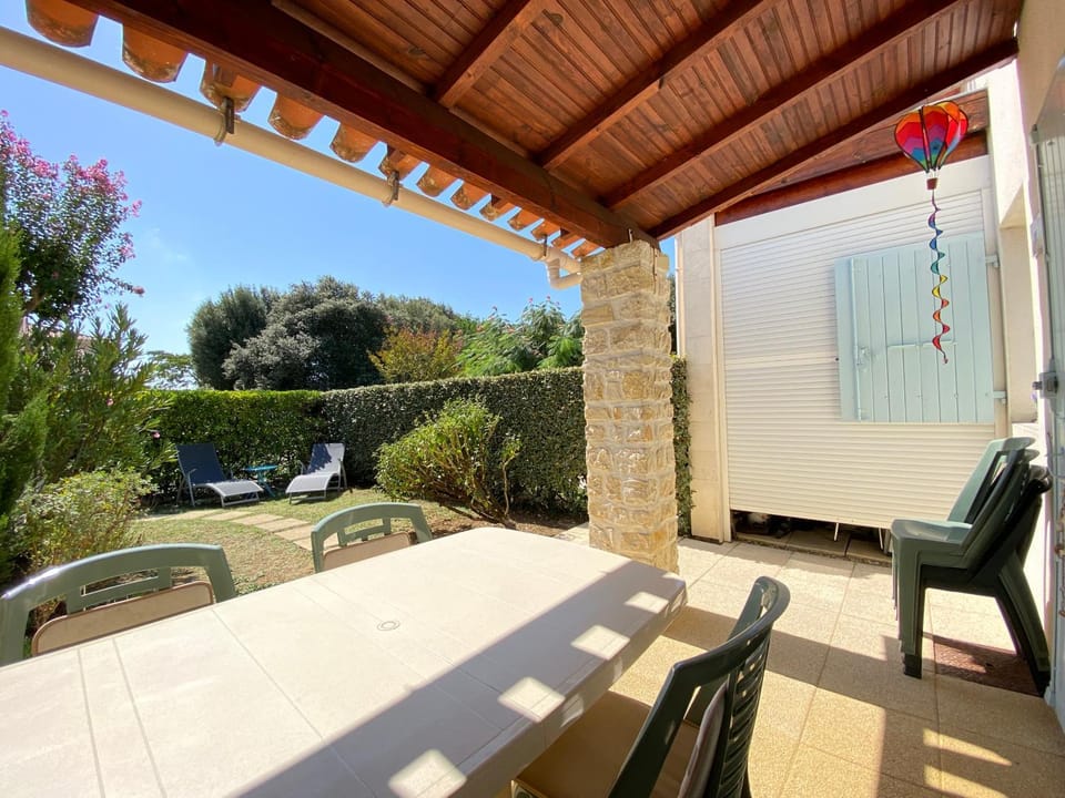 Patio, View (from property/room), Balcony/Terrace, Dining area