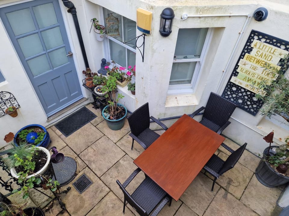 Unique seafront 2 bedroom 2 bathroom apartment Apartment in Folkestone