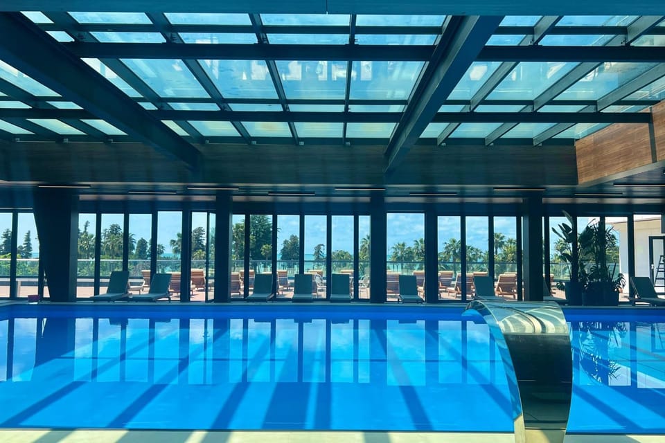 Pool view, Swimming pool