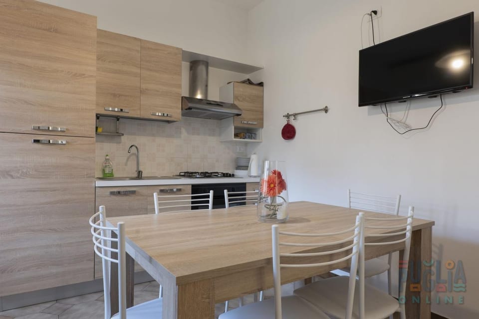 TV and multimedia, Kitchen or kitchenette, Dining area, minibar, pet friendly, stove