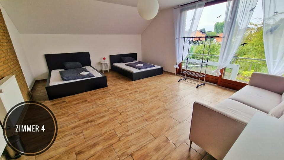 Appartement 4 Personen - Zimmer in Wohnung, zentral, ruhig, modern Apartment in North Rhine-Westphalia