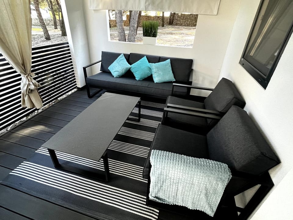 Balcony/Terrace, Seating area