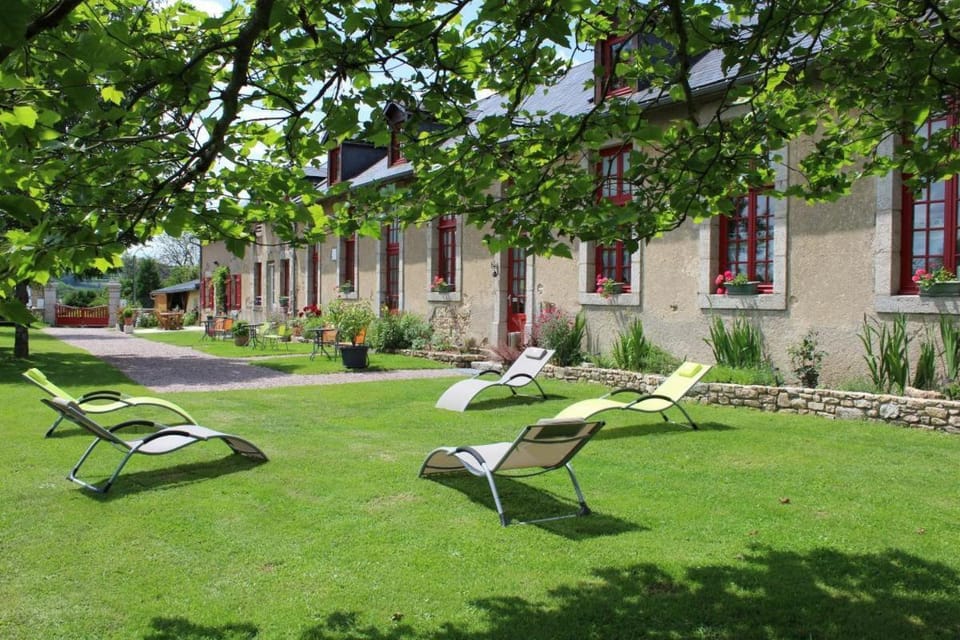 Garden, sunbed