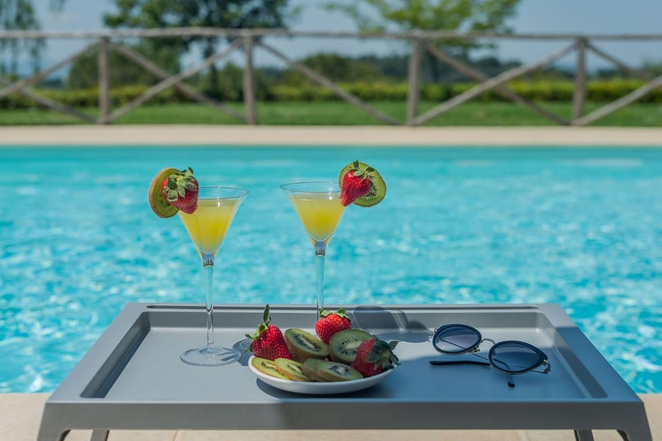 Pool view, Swimming pool, sunbed