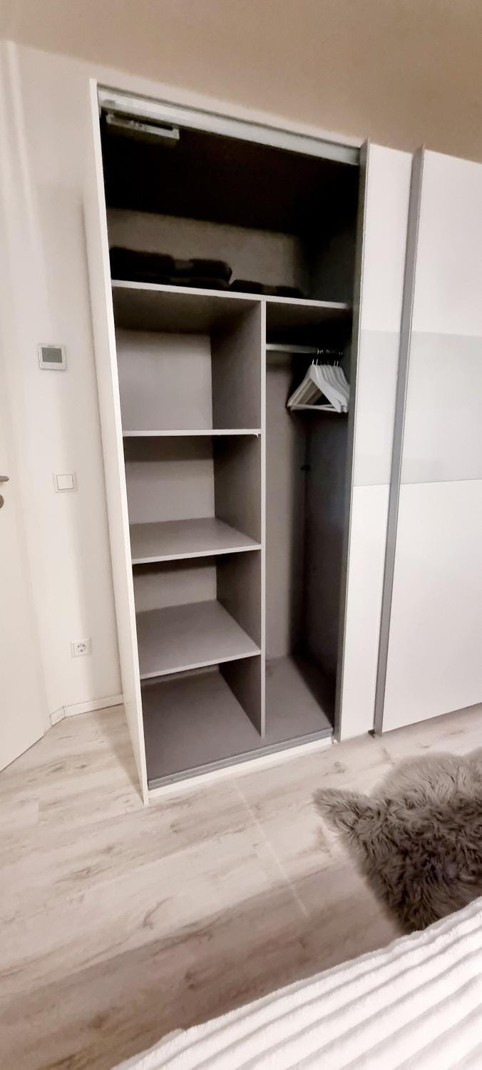 Bedroom, wardrobe