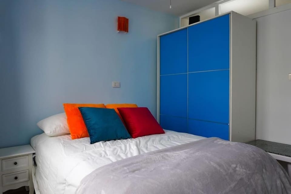 Bed, Photo of the whole room, Bedroom, wardrobe