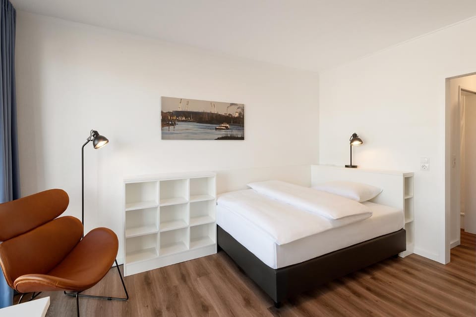 Bed, Photo of the whole room