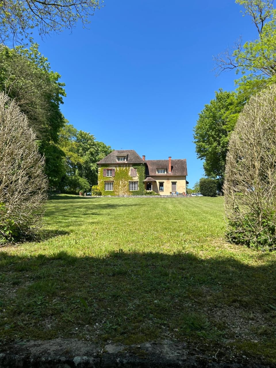 Maison de Maître avec piscine et parc privé House in Bourgogne-Franche-Comté