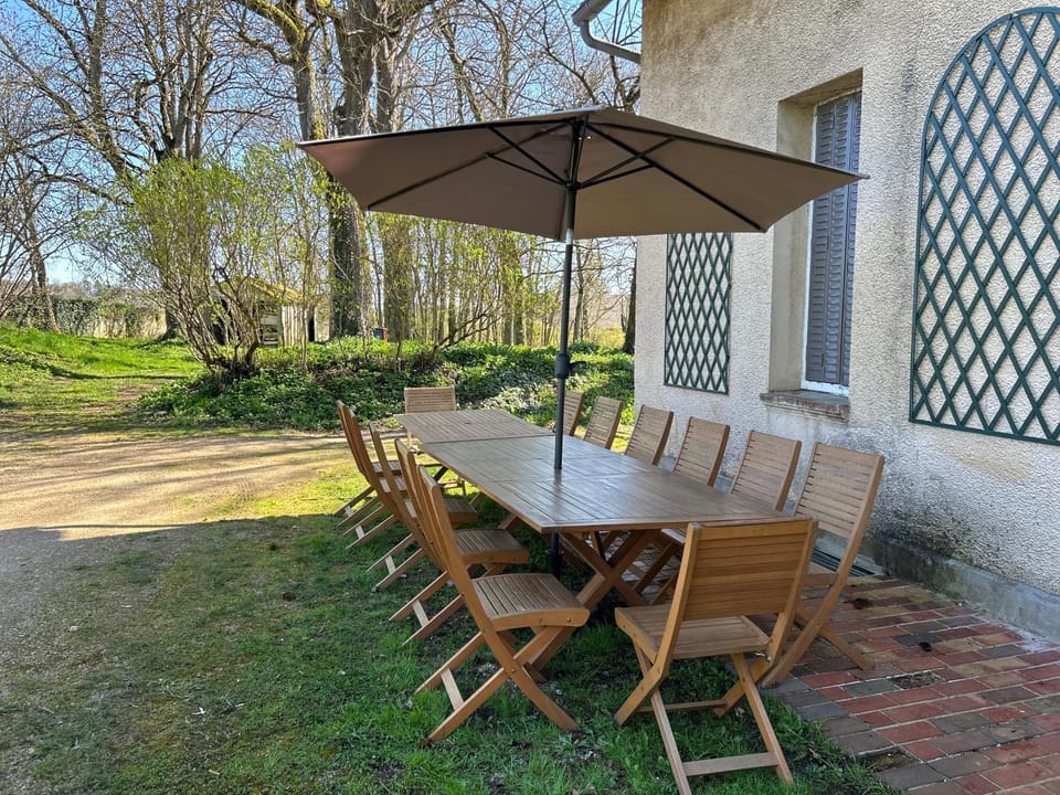 Maison de Maître avec piscine et parc privé House in Bourgogne-Franche-Comté
