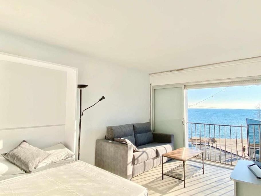 Estudio Frente al Mar en Roses con Vistas Apartment in Roses