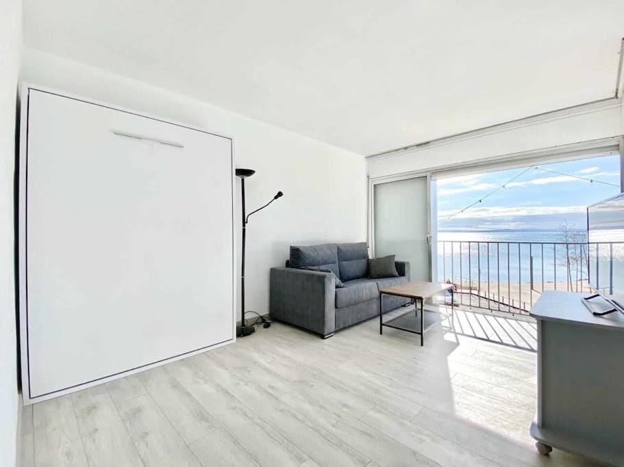 Estudio Frente al Mar en Roses con Vistas Apartment in Roses