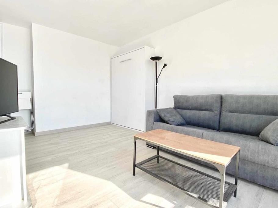 Estudio Frente al Mar en Roses con Vistas Apartment in Roses