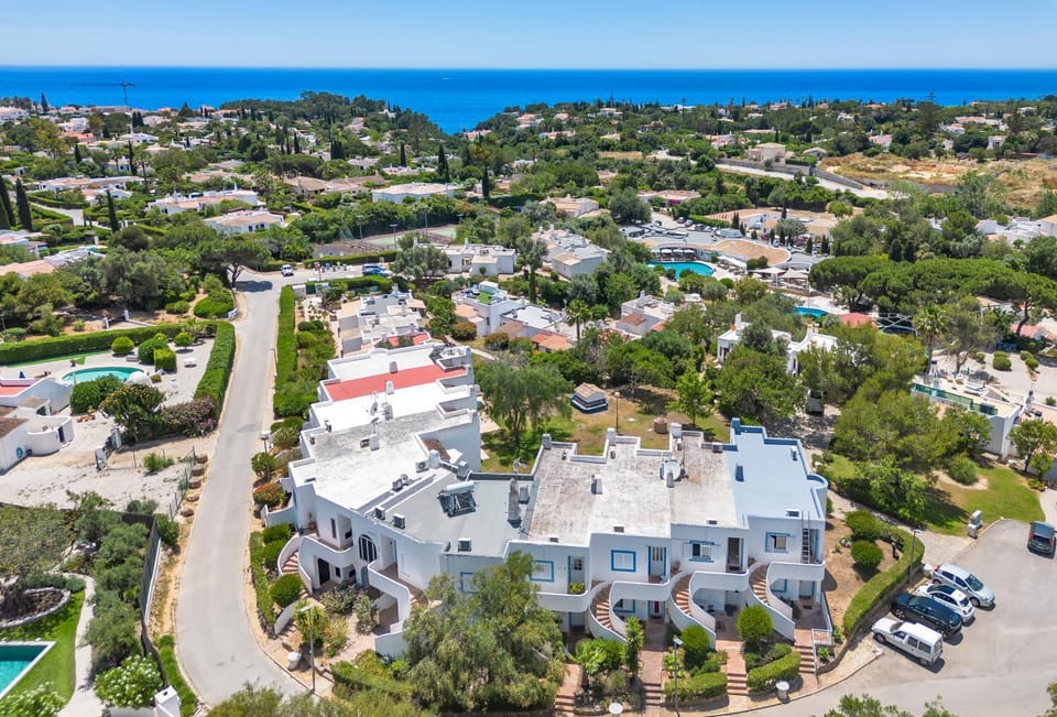 Bird's eye view, Sea view