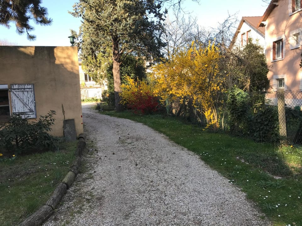 Spring, Garden view