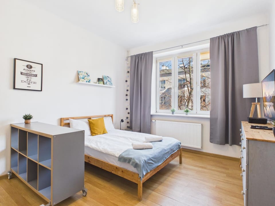 Communal lounge/ TV room, Bedroom
