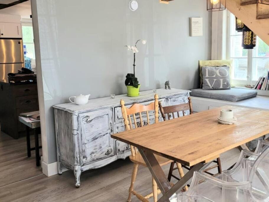 Om chalet 1 avec spa face au fleuve Chalet in Quebec