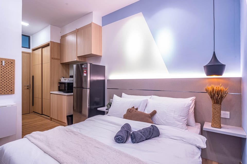 Bed, Kitchen or kitchenette, Photo of the whole room, Bedroom