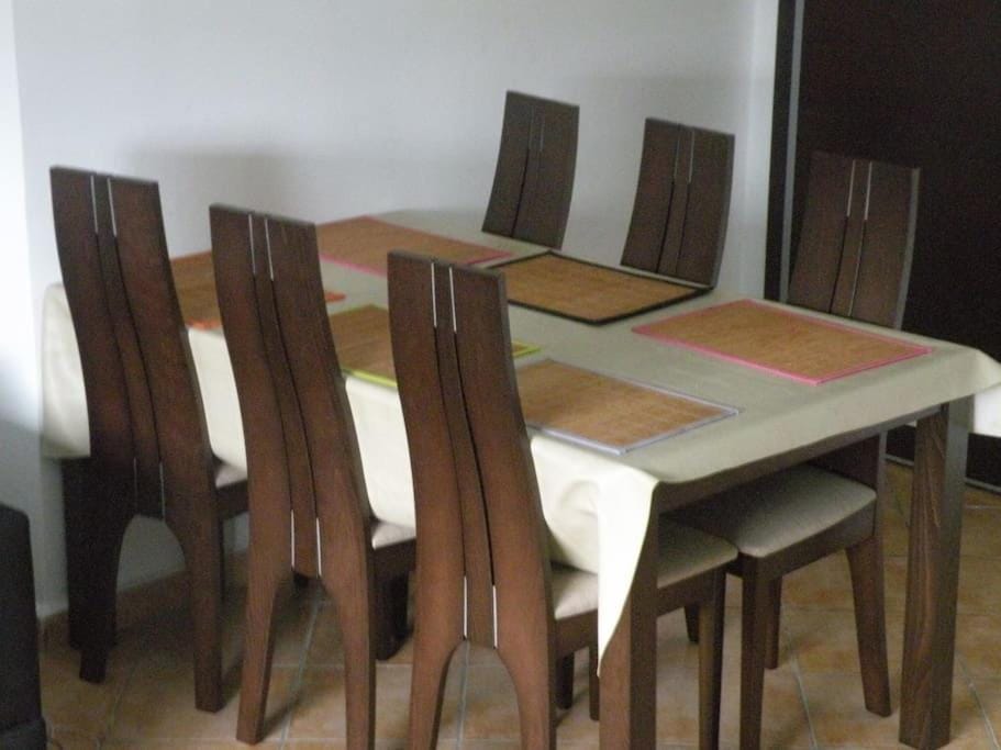 Living room, Dining area