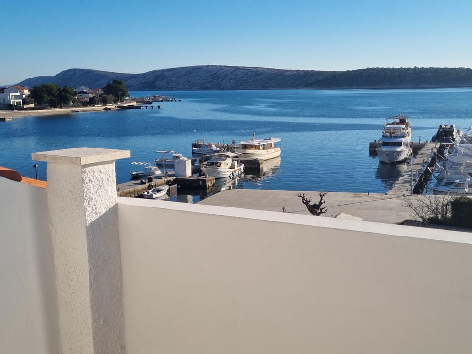 Leut Bed and Breakfast in Lika-Senj County