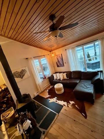 Om chalet 2 avec spa et foyer bordé du fleuve Chalet in Quebec