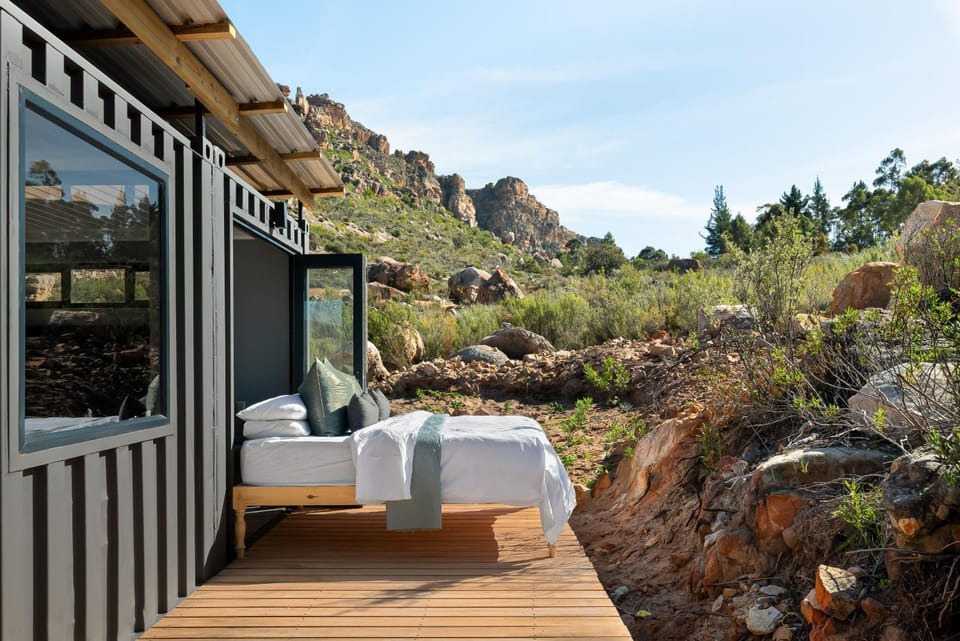 Patio, Bed, View (from property/room), Balcony/Terrace, Mountain view
