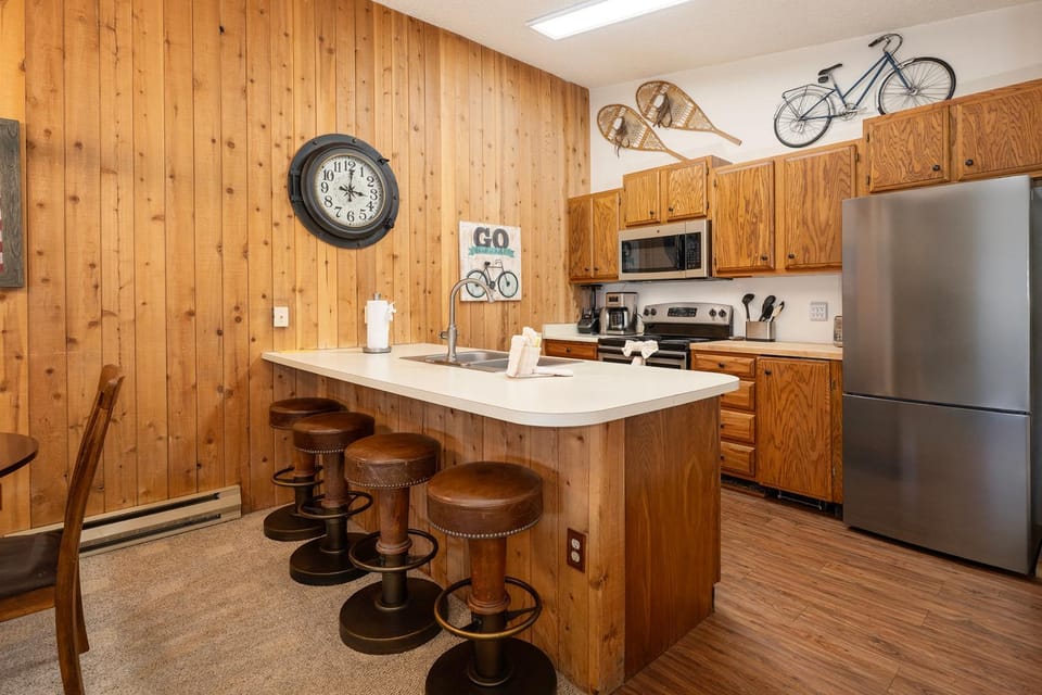 Kitchen or kitchenette, furniture, heating, microwave, kitchen, air conditioner