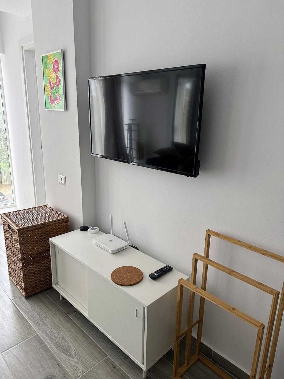 TV and multimedia, Seating area
