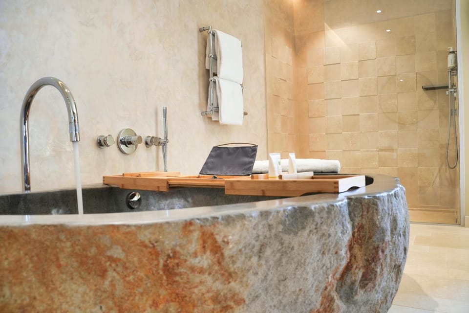 Bathroom, Bath