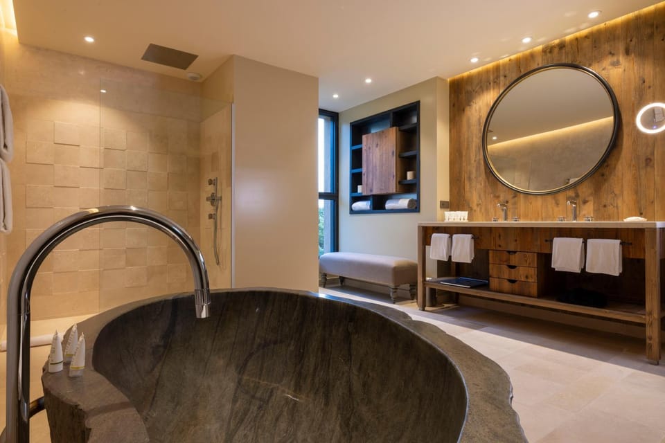 Bathroom, Bath