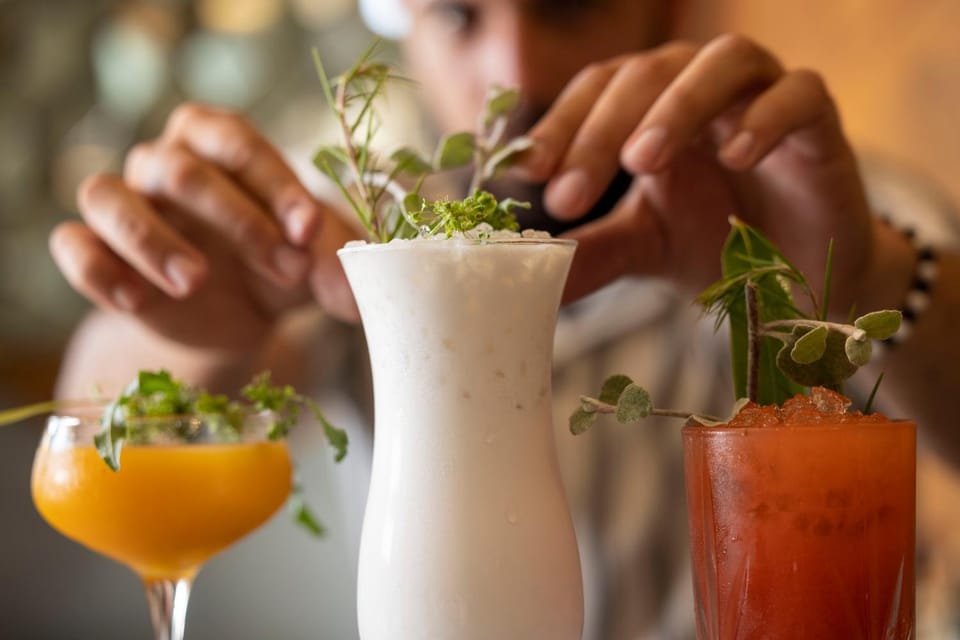 Lounge or bar, Drinks, Drinks, Alcoholic drinks, Non alcoholic drinks