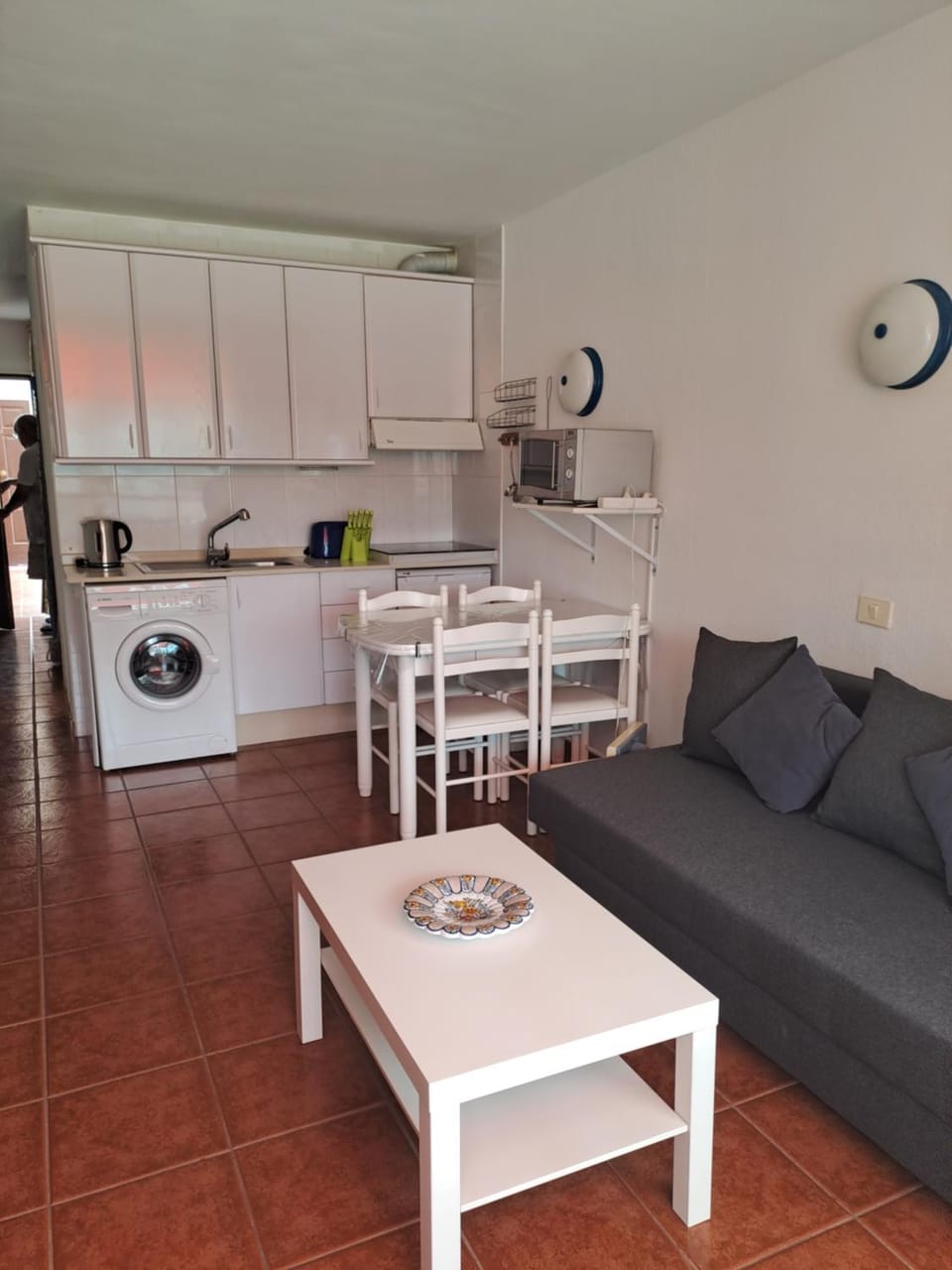 Kitchen or kitchenette, Living room, Seating area, Dining area, minibar, washing machine