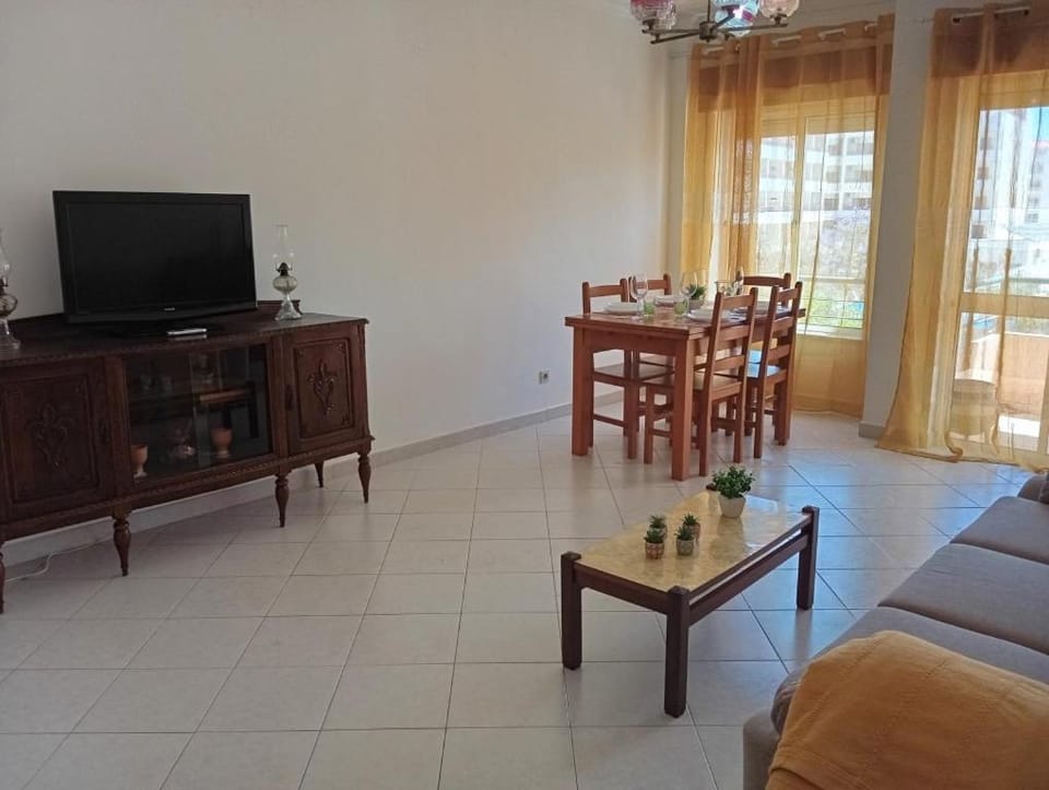 Casa do Mestre Apartment in Monte Gordo