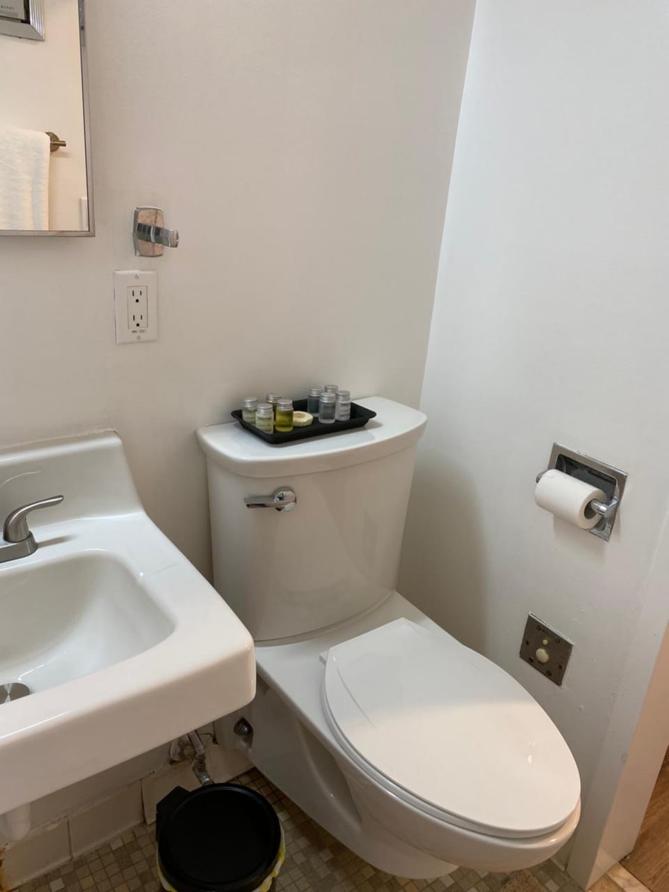 Toilet, Bathroom