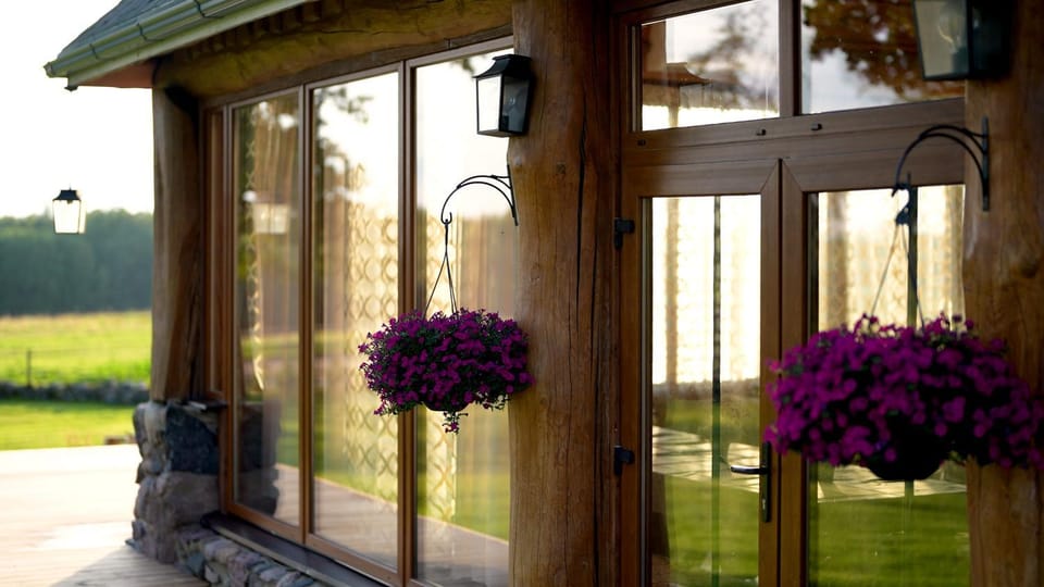 Property building, Balcony/Terrace