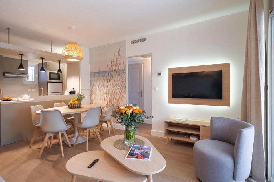 TV and multimedia, Dining area, kitchen