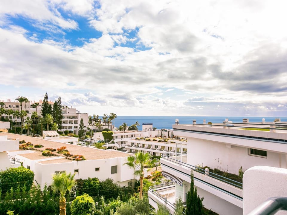 Property building, Sea view
