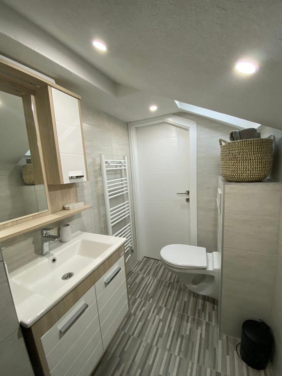 Toilet, Bathroom