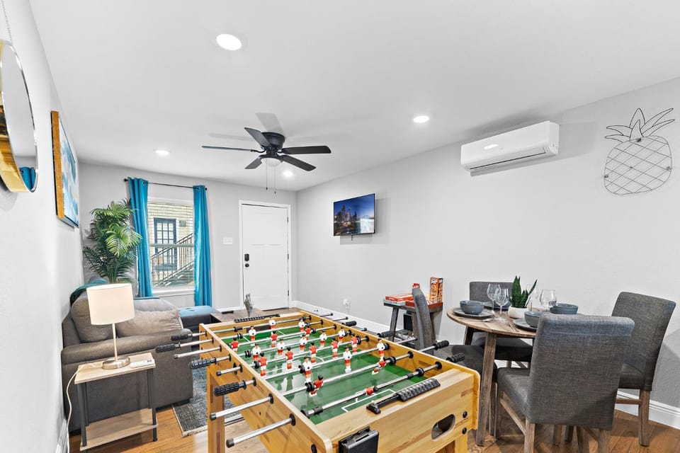 Nr Museum Med Center Zoo Apt Fire Pit BBQ Games Apartment in Houston