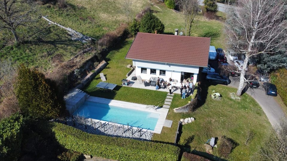 Superbe villa lac d'Annecy avec piscine Villa in Sévrier
