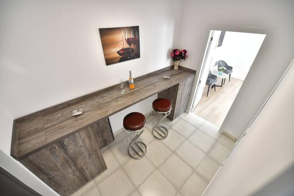 Luxury Studio / M Romancierilor Apartment in Bucharest