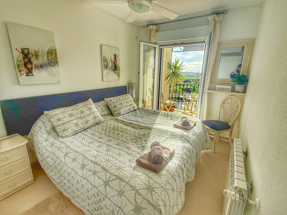 Romantik M Apartment in Vega Baja del Segura