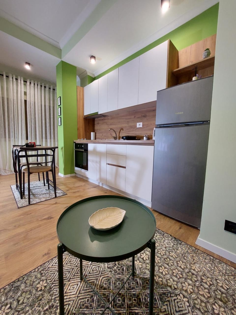 Kitchen or kitchenette, pet friendly