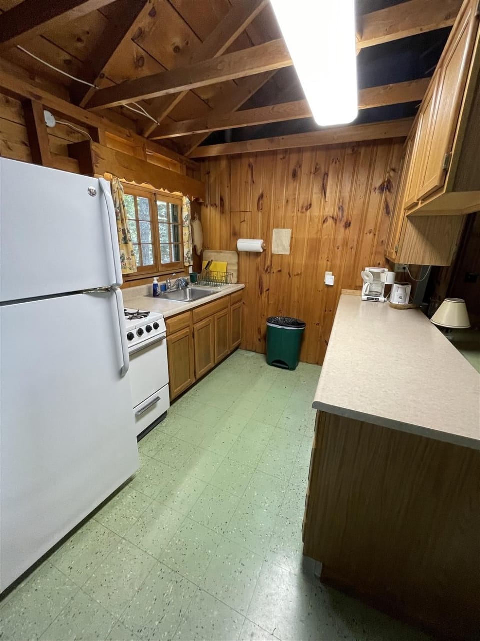 RESTAWHILE LIMIT 6 House in Sebago Lake