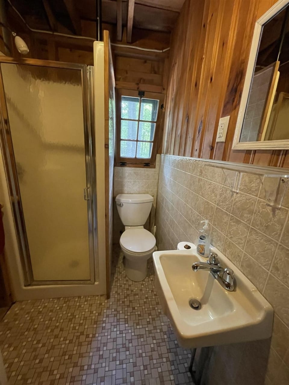 RESTAWHILE LIMIT 6 House in Sebago Lake